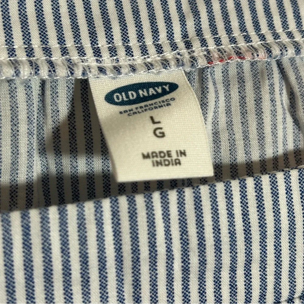 Old Navy striped floral top‎ L
